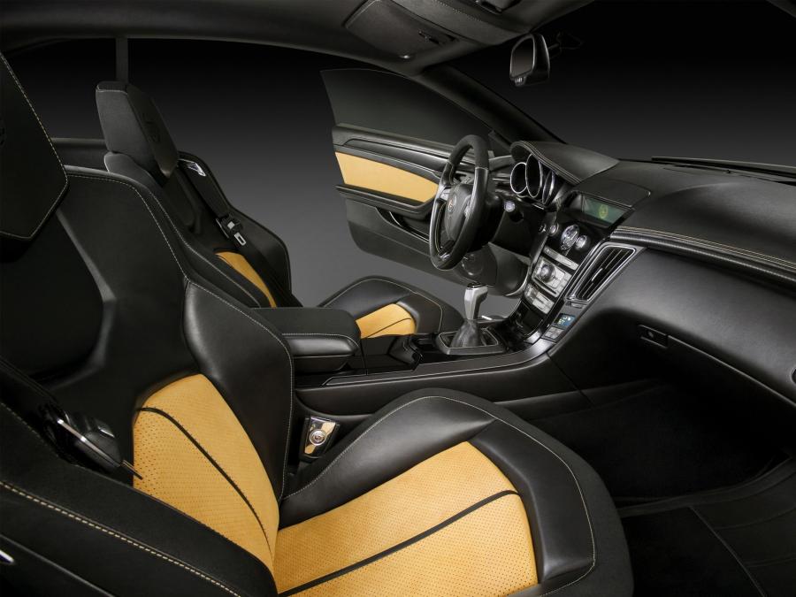  Cadillac CTS Coupe Concept 2008 года  (фото 17 из 24)